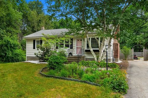 5 Main St, Acton, MA, 01720-3505 | Card Image