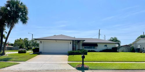 629 Ebony St, Melbourne, FL, 32935-6323 | Card Image