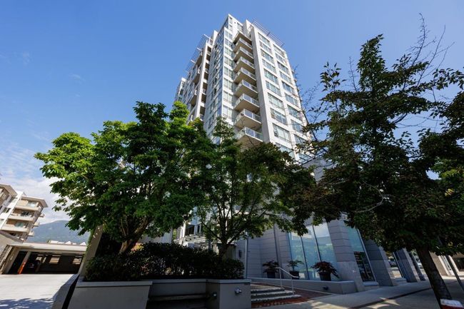 502 - 120 W 16 Th Street, Condo with 2 bedrooms, 2 bathrooms and 2 parking in North Vancouver BC | Image 1