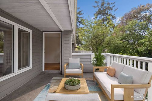 207-1518 Bowser Ave, North Vancouver, BC, V7P2Y3 | Card Image