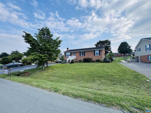 96 Mill Stone Dr, VERONA, VA, 24482-2546 | Card Image