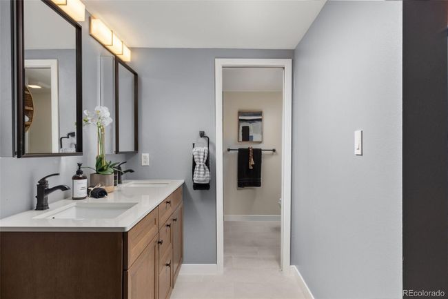 APT-5 - 1512 Larimer St, Condo with 3 bedrooms, 3 bathrooms and 2 parking in Denver CO | Image 22