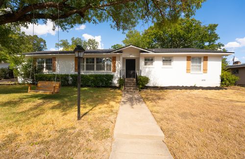 1117 Rambler Dr, Waco, TX, 76710-4051 | Card Image