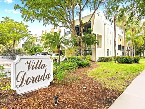 410-8-20401 Ne 30th Ave, Aventura, FL, 33180-1547 | Card Image