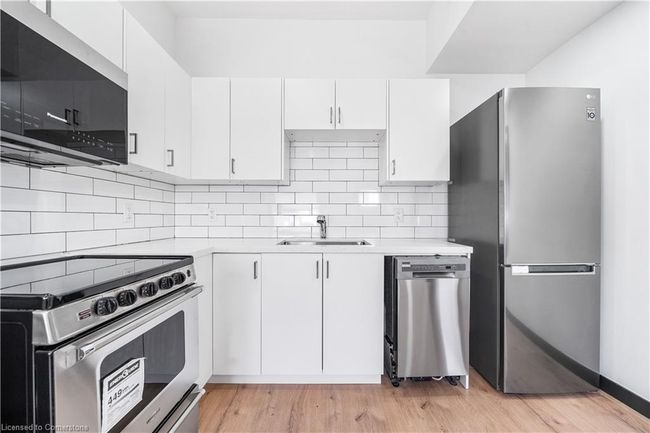32 Britannia Ave, House other with 4 bedrooms, 3 bathrooms and 2 parking in Hamilton ON | Image 20