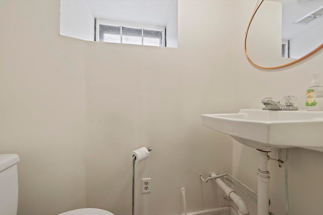 40 S Crescent Circuit, House other with 3 bedrooms, 2 bathrooms and 2 parking in Boston MA | Image 31