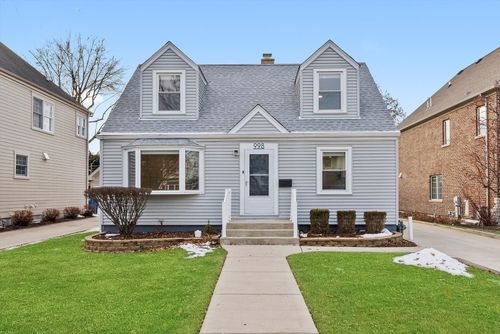 998 S Mitchell Ave, Elmhurst, IL, 60126-5022 | Card Image