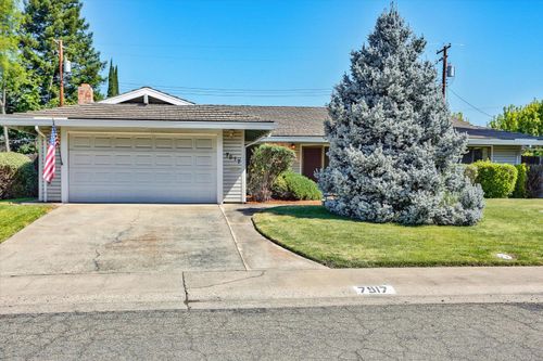 7517 Greenglen Ave, Citrus Heights, CA, 95610-7403 | Card Image