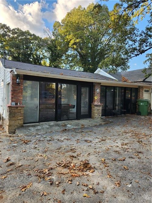 2815 7th St Sw, Atlanta, GA, 30315-8909 | Card Image