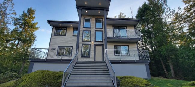 9431 Stephens Way, House other with 4 bedrooms, 2 bathrooms and 10 parking in Halfmoon Bay BC | Image 25