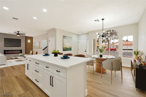 6388 Canyon Dawn Ave, Las Vegas, NV, 89108-0800 | Card Image