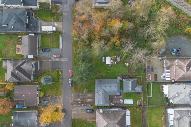 11961 97 A Ave, House other with 5 bedrooms, 3 bathrooms and 6 parking in Surrey BC | Image 16