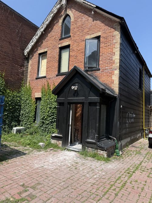 127 York St, Ottawa, ON, K1N5T4 | Card Image