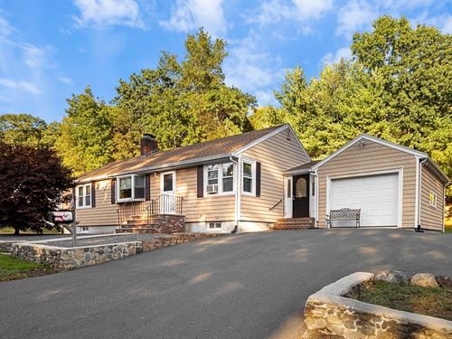 43 Moon Rd, Lynn, MA, 01904-2433 | Card Image