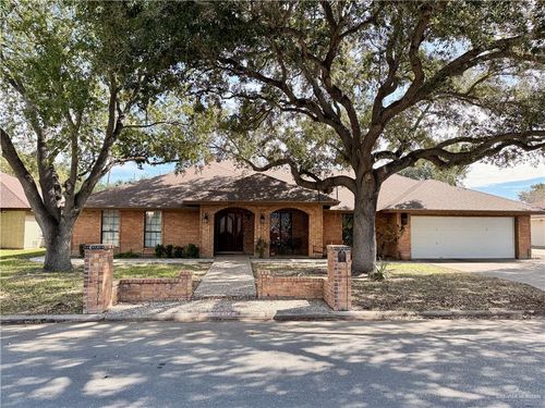 1117 S 1 1/2 Street, McAllen, TX, 78501 | Card Image