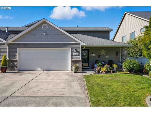 7612 Ne 61st Cir, Vancouver, WA, 98662-4904 | Card Image