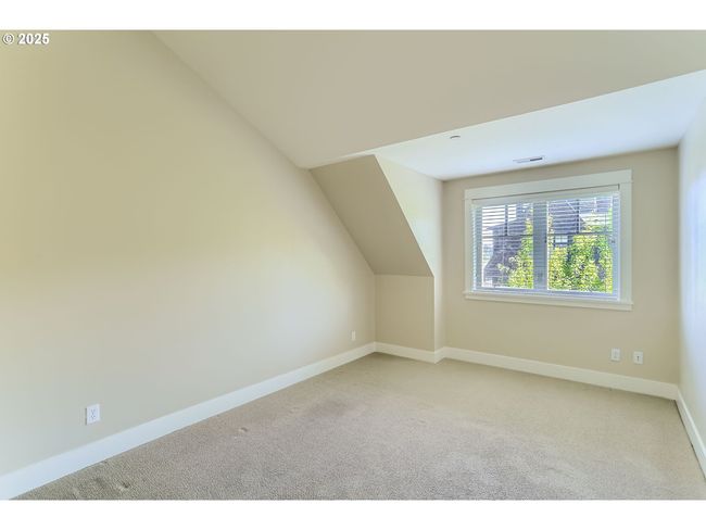 2 - 570 2 Nd St, House attached with 2 bedrooms, 3 bathrooms and 1 parking in Lake Oswego OR | Image 19