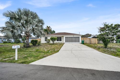 726 Sw Bond Rd, Port St. Lucie, FL, 34953-1905 | Card Image