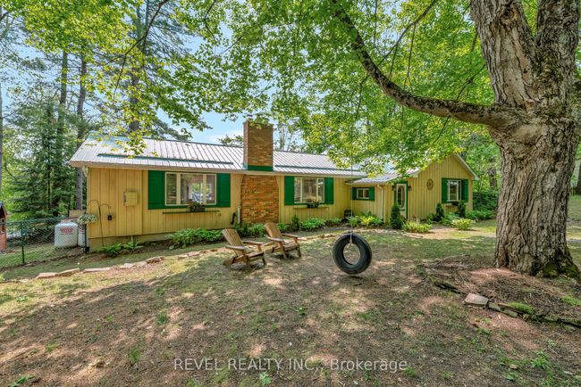 20 Benson Blvd, House other with 3 bedrooms, 2 bathrooms and 10 parking in Coboconk ON | Image 47