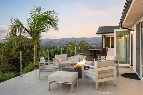 109 S Eucalyptus Dr, Anaheim, CA, 92808 | Card Image