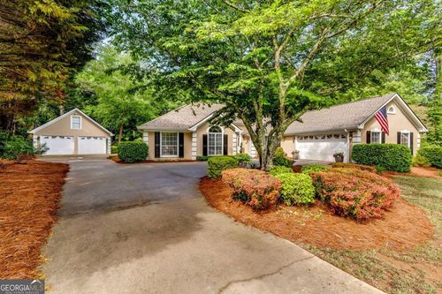 505 Cambridge Cir, Jonesboro, GA, 30236-5555 | Card Image