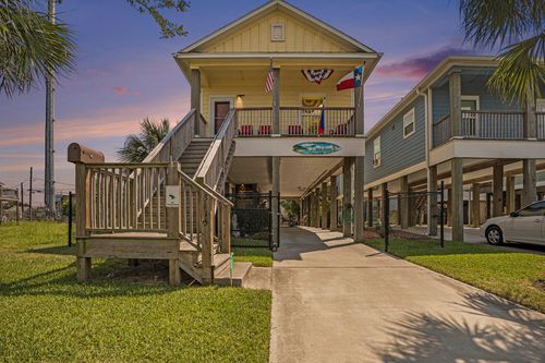 3415 Winnie St, Galveston, TX, 77550-1267 | Card Image
