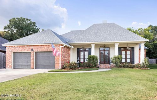 209 Belle Maison Dr, Lafayette, LA, 70506-3735 | Card Image