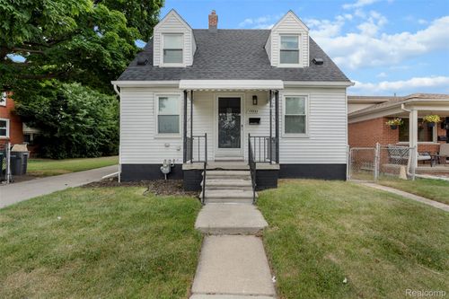 15332 Normandale St, Dearborn, MI, 48126-3026 | Card Image