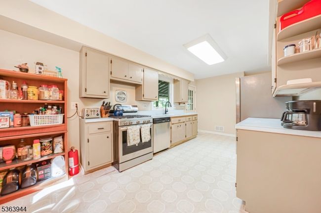 207 Ridge Rd, House other with 3 bedrooms, 2 bathrooms and null parking in West Milford NJ | Image 12