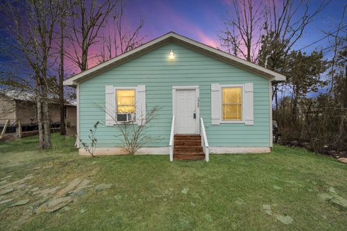 1040 County Road 5007, Cleveland, TX, 77327-6616 | Card Image