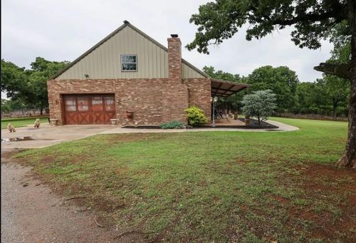 27059 Whispering Oaks Dr, Blanchard, OK, 73010-0009 | Card Image