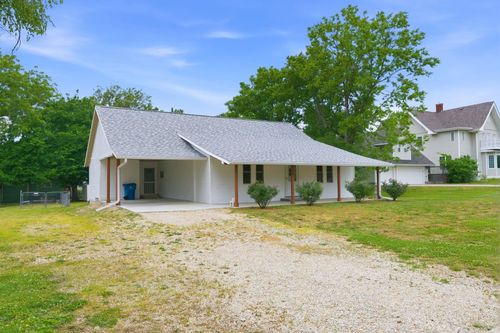205 N Saint Nicholas St, Eureka, KS, 67045-1957 | Card Image