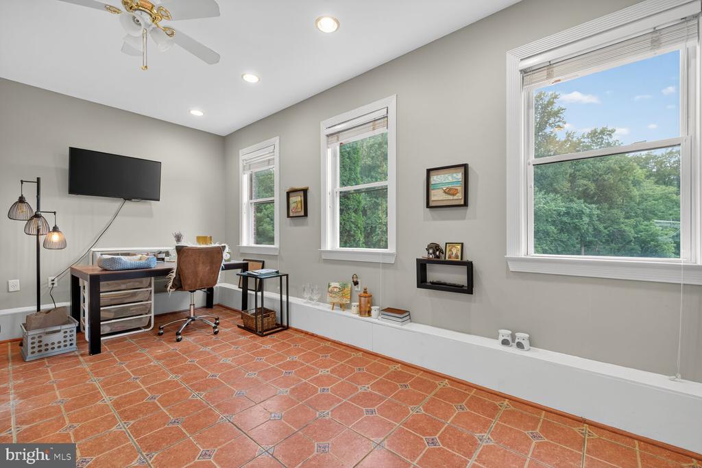 Residential Lease in GAITHERSBURG 3