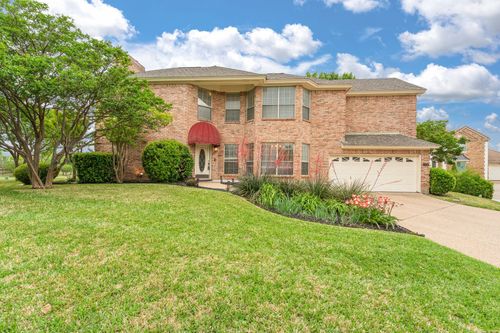 5956 River Bend Dr, Benbrook, TX, 76132-2740 | Card Image