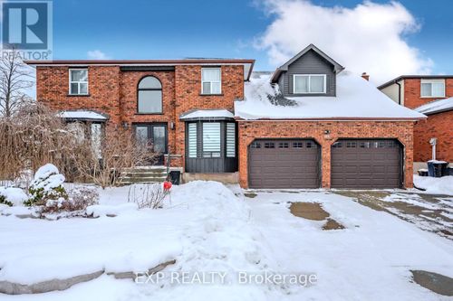 256 Highview Dr, Kitchener, ON, N2N2K7 | Card Image