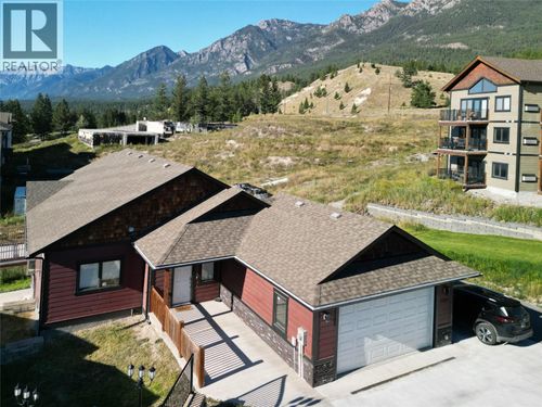 7283 Copper Horn Dr, Radium Hot Springs, BC, V0A1K3 | Card Image