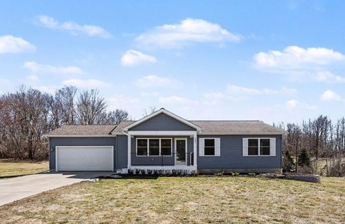 3007 Twin Meadows Drive, Jackson, MI, 49201 | Card Image