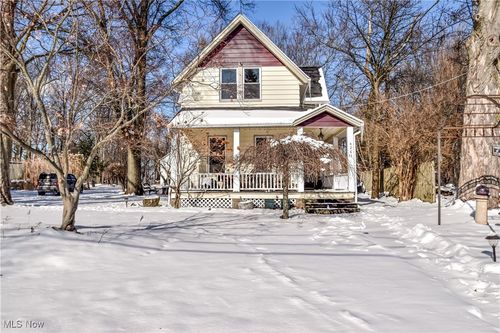 4267 Bluestone Rd, South Euclid, OH, 44121-3427 | Card Image