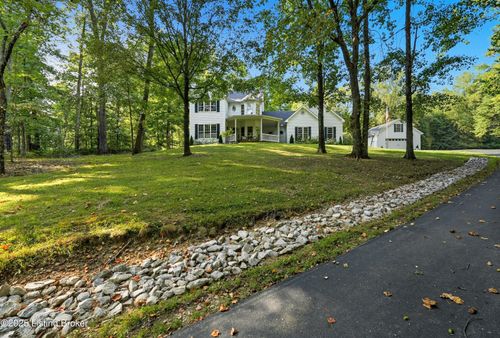 1405 Rebel Ridge Rd, La Grange, KY, 40031-9041 | Card Image