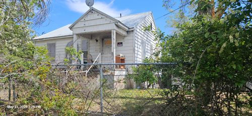 704 Fulton St, Klamath Falls, OR, 97601-6518 | Card Image