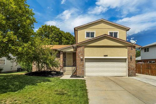 1695 Ensign Pl, Cottonwood Heights, UT, 84121-4702 | Card Image