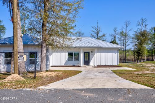 9019 Pecan St, Youngstown, FL, 32466-2619 | Card Image