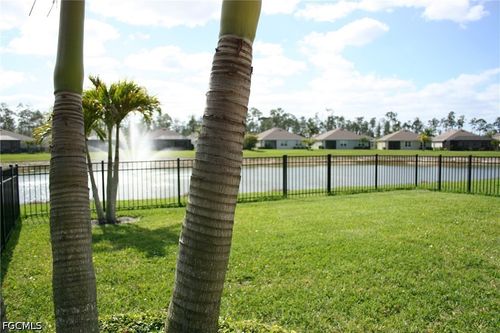 20056 Sweetbay Dr, North Fort Myers, FL, 33917-8136 | Card Image