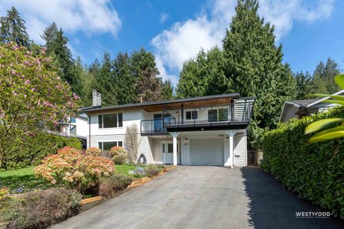 1422 Kilmer Rd, North Vancouver, BC, V7K1R2 | Card Image
