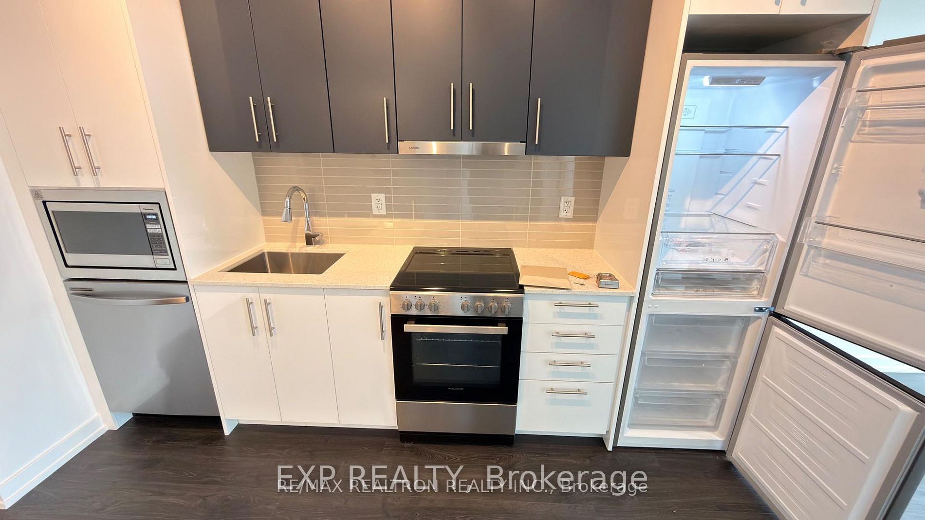 Residential Lease in Markham 4