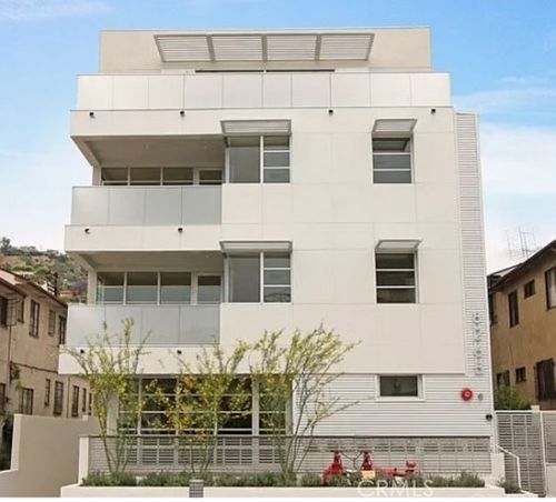 302-8265 Fountain Ave, Los Angeles, CA, 90046 | Card Image