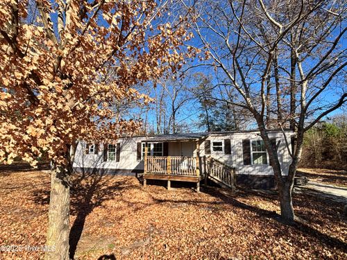 4205 Bass Lake Rd, Clinton, NC, 28328-1236 | Card Image