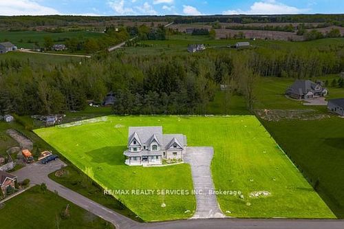 26 Country Meadows Dr, Amaranth, ON, L9V3T8 | Card Image