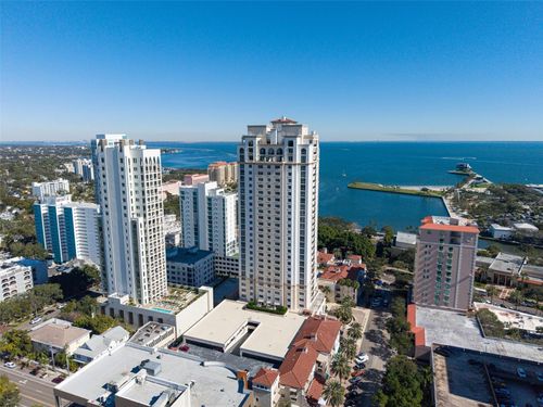 2604-300 Beach Dr Ne, ST PETERSBURG, FL, 33701-3468 | Card Image