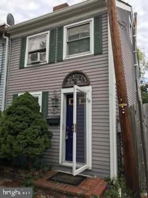 29 Courtland St, BORDENTOWN, NJ, 08505-1303 | Card Image